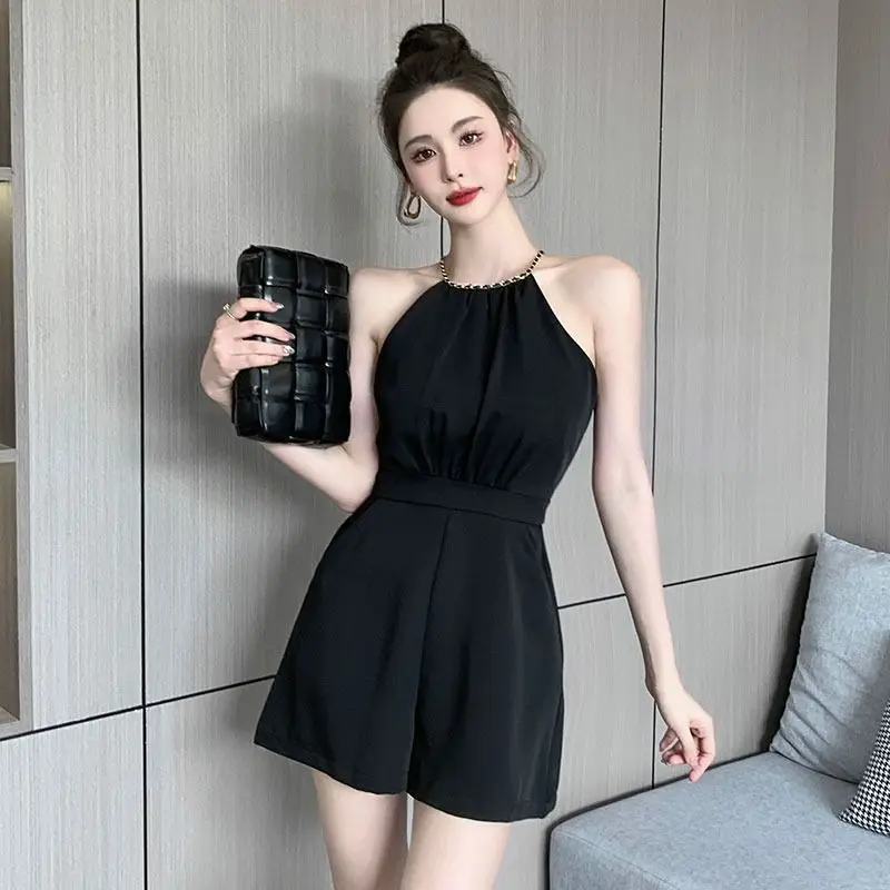 Cool White Woman Shorts Office - đánh giá và giá Summer Light Clothing